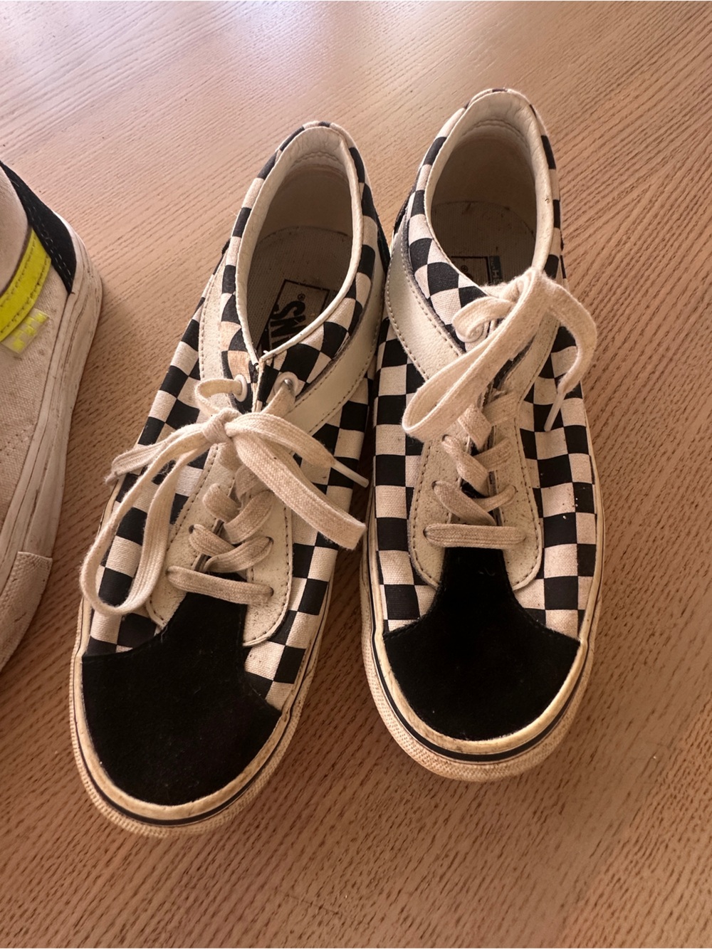 Vans Kids Checkerboard Lace-Up Half-Cab Sneakers - Black & White